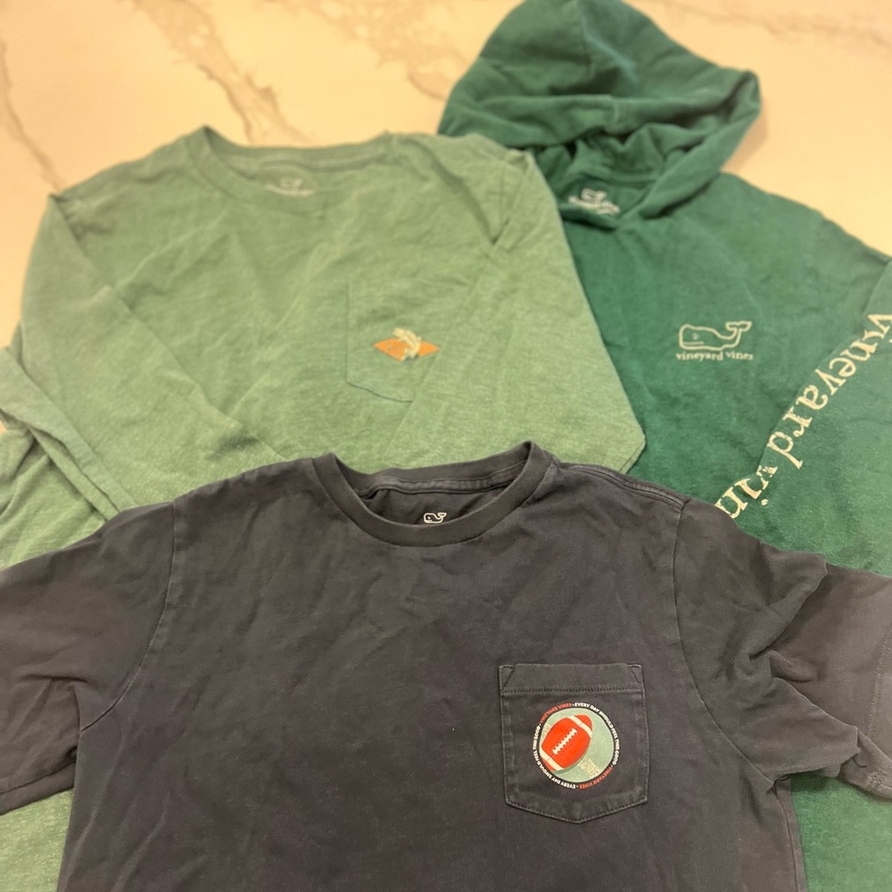 LOT OF 3 EUC Vineyard Vines 2 Long Sleeve Shirts 1 Short Sleeve size M (12-14)